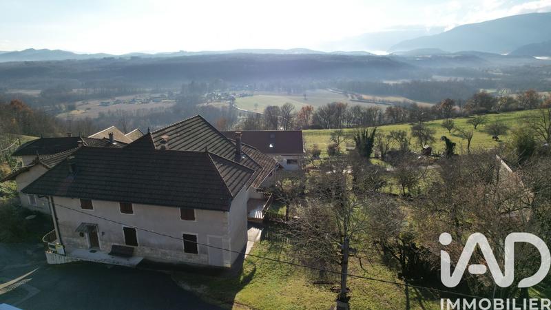 Maison de village - 163 m² - 8 pièces