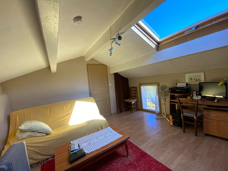 Maison - 64 m² - 4 pièces