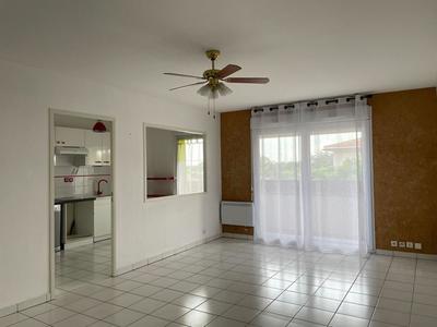 Appartement - 75 m² - 3 pièces