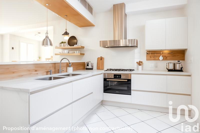 Maison - 167 m² - 8 pièces