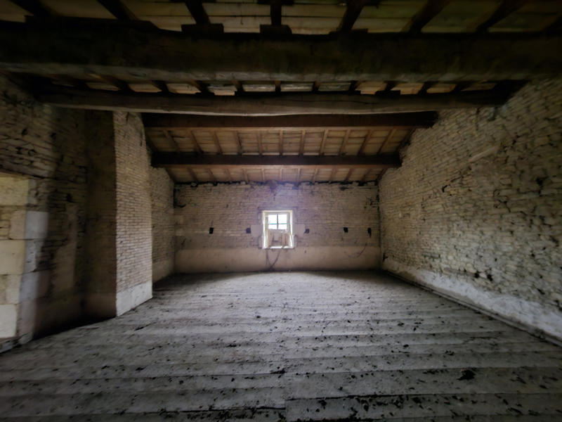 Maison - 180 m² - 4 pièces