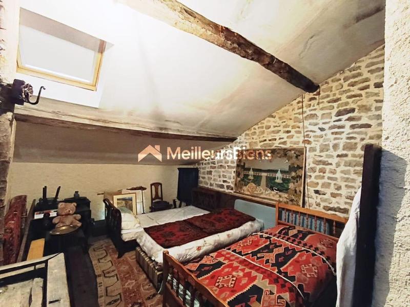 Maison ancienne - 151 m² - 5 pièces