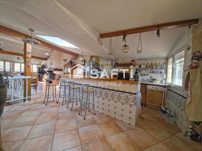 Appartement - 122 m² - 4 pièces