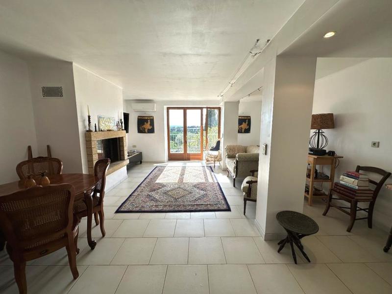 Maison de village - 196 m² - 6 pièces