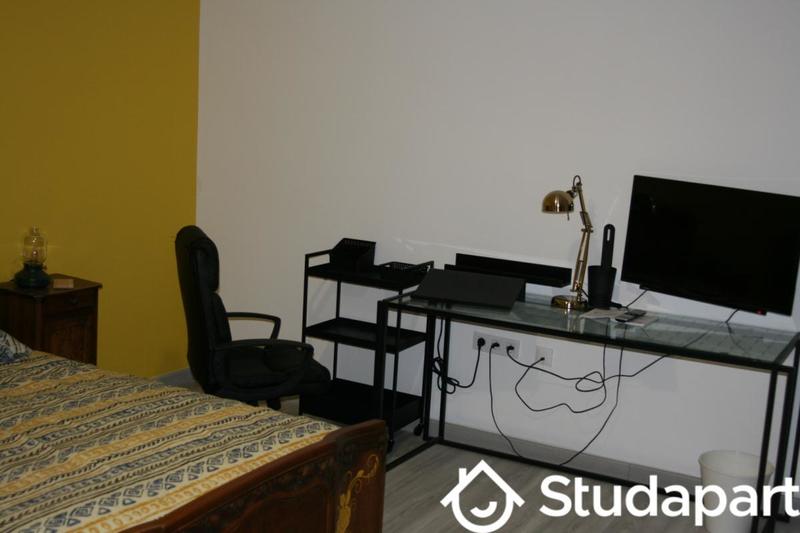 Chambre - 14 m² - 1 pièce