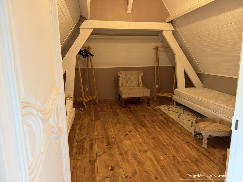 Maison ancienne - 170 m² - 8 pièces