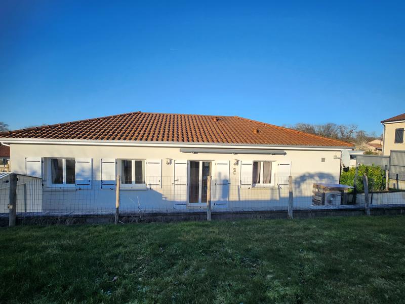 Maison - 90 m² - 5 pièces