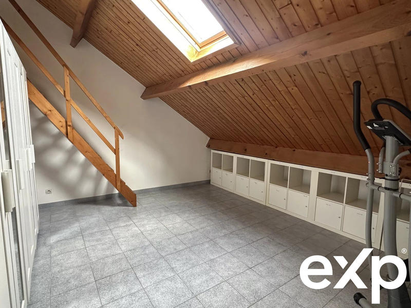 Maison - 122 m² - 7 pièces