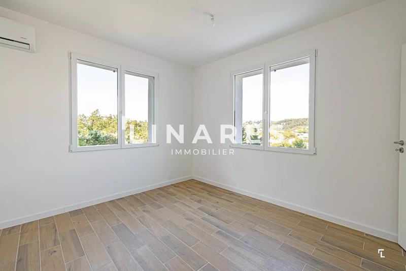Appartement - 95 m² - 4 pièces