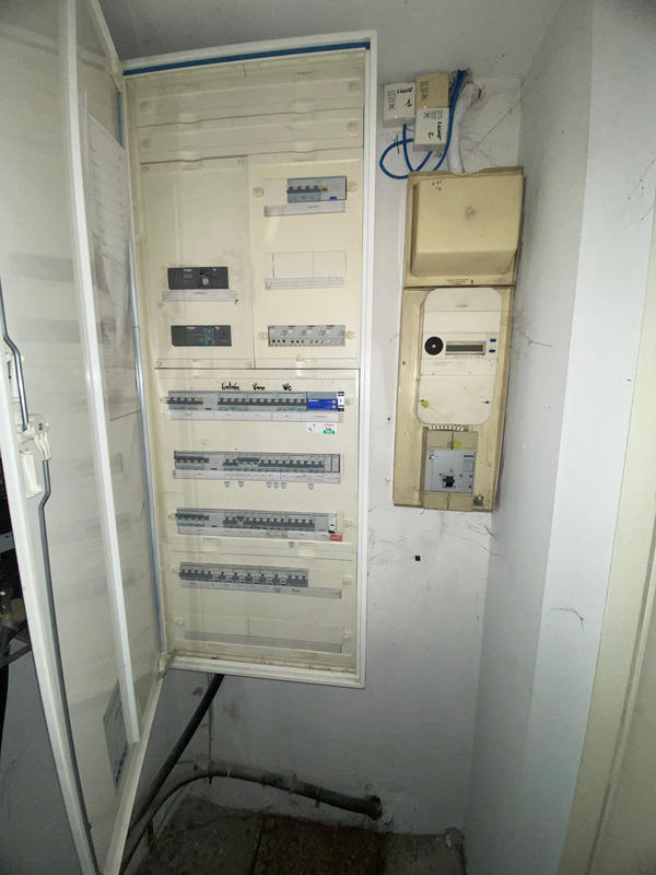 Local commercial - 458 m² - 8 pièces