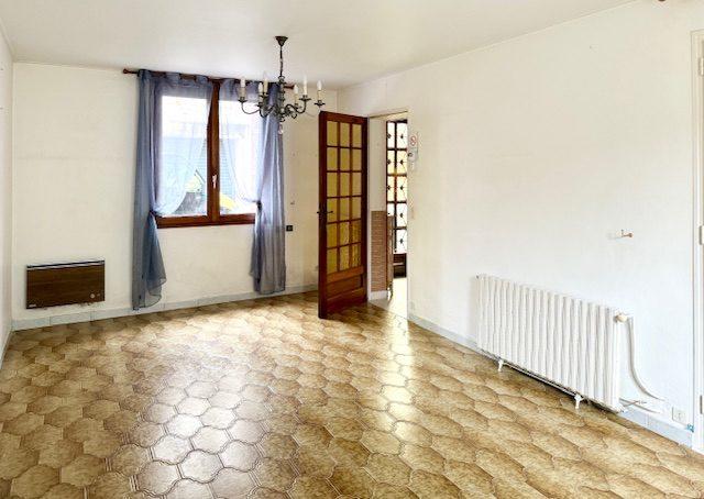 Maison - 107 m² - 6 pièces