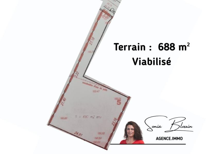 Terrain - 688 m²