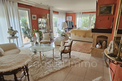 Maison - 180 m² - 6 pièces