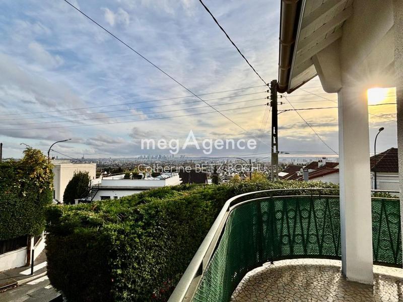 Maison - 122 m² - 5 pièces