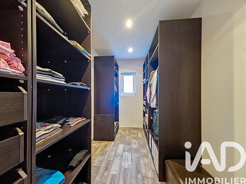 Maison - 199 m² - 6 pièces