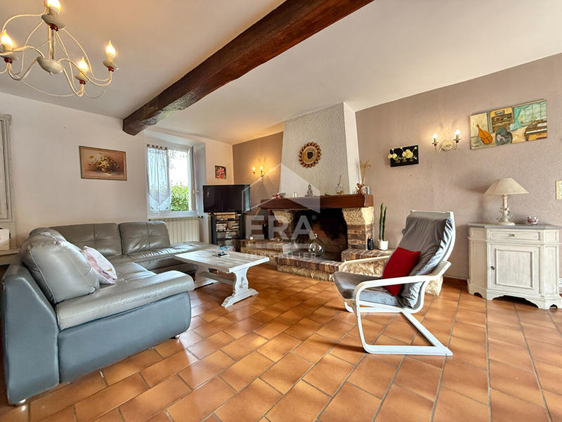 Maison - 152 m² - 5 pièces