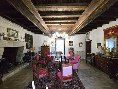Maison ancienne - 296 m² - 8 pièces