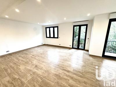 Maison - 192 m² - 10 pièces