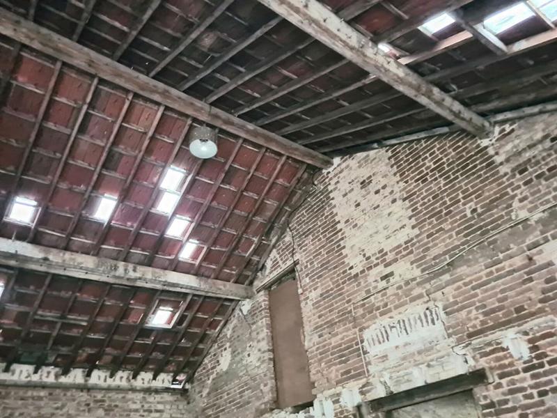 Grange - 195 m² - 2 pièces