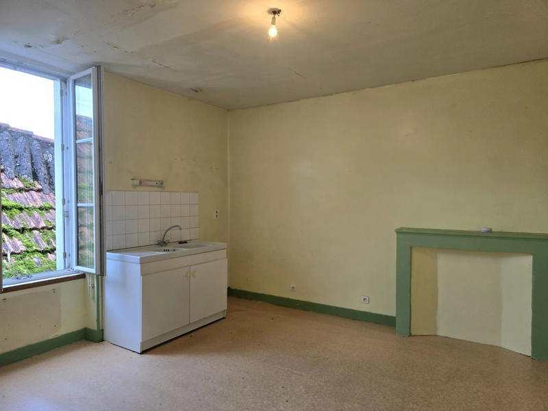 Maison traditionnelle - 170 m² - 6 pièces