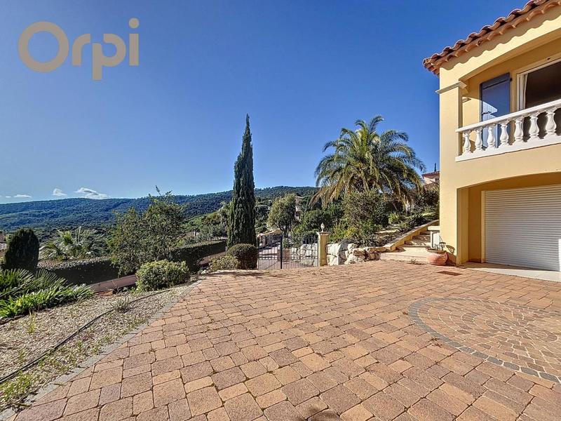 Villa - 160 m² - 6 pièces