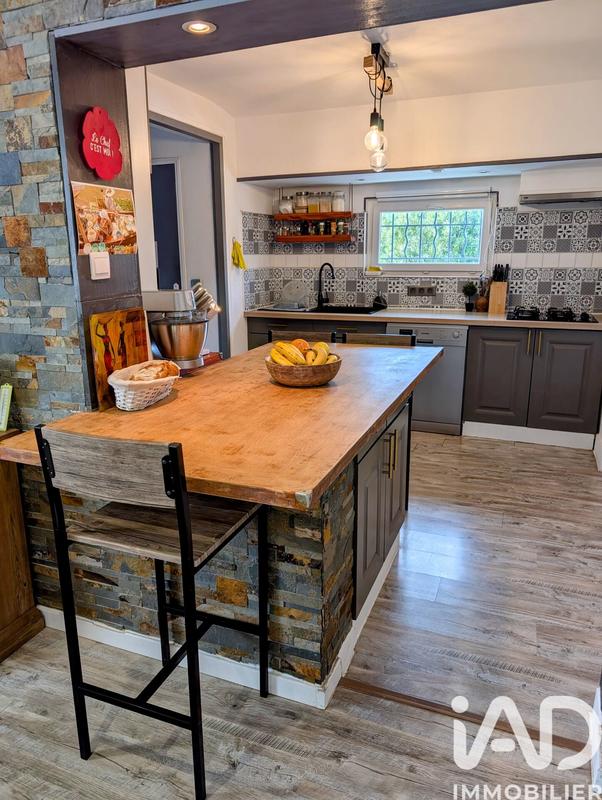 Maison - 156 m² - 7 pièces