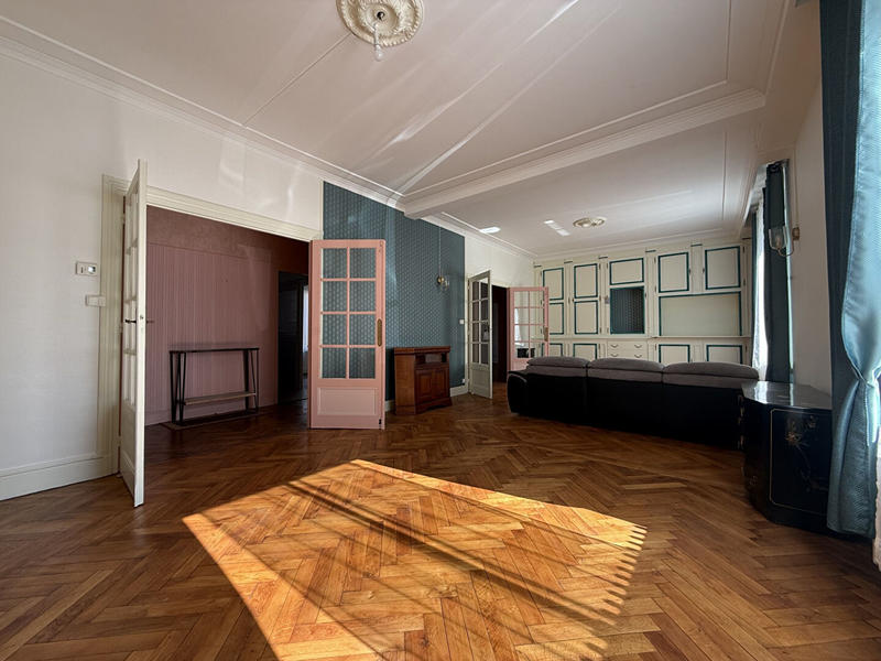 Immeuble - 377 m² - 10 pièces