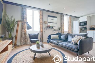 Chambre - 13 m² - 1 pièce