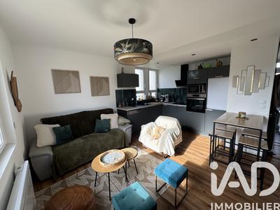 Maison - 91 m² - 6 pièces