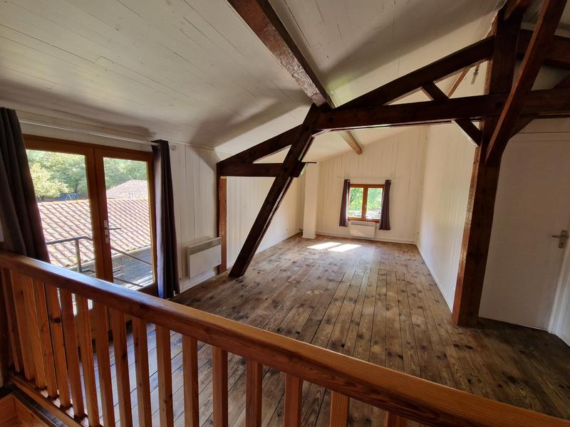 Maison - 200 m² - 7 pièces