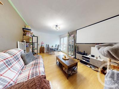 Appartement - 81 m² - 4 pièces