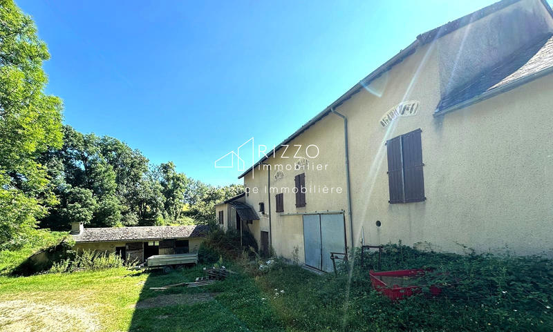 Ferme - 545 m² - 9 pièces