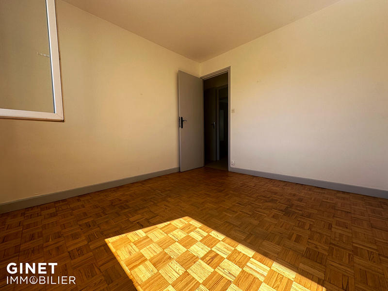 Appartement - 75 m² - 4 pièces