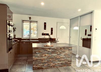 Maison - 120 m² - 5 pièces