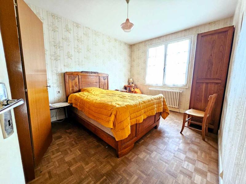 Maison - 92 m² - 5 pièces