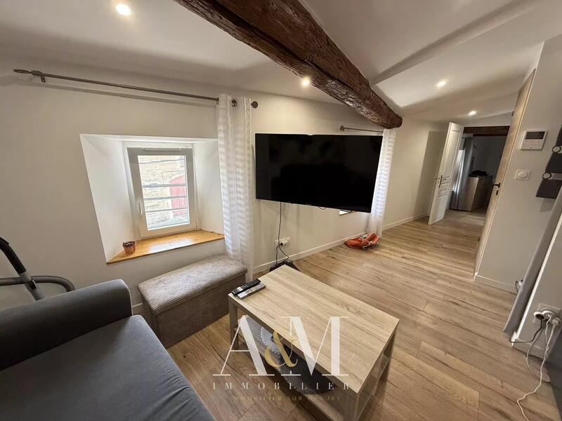 Immeuble - 180 m² - 9 pièces