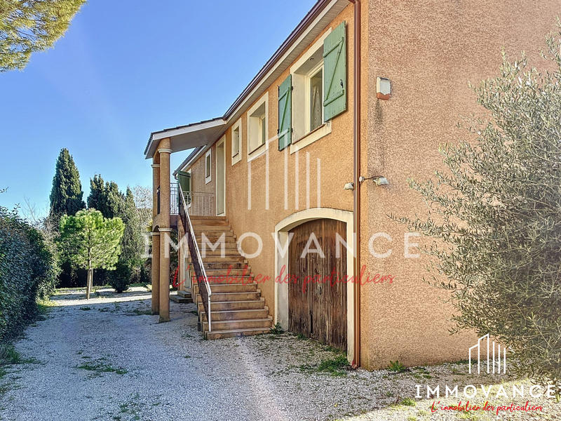 Villa - 190 m² - 6 pièces