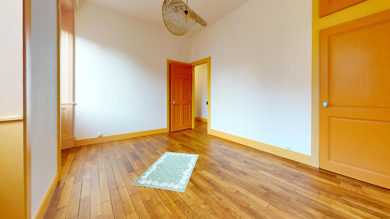 Appartement - 106 m² - 4 pièces