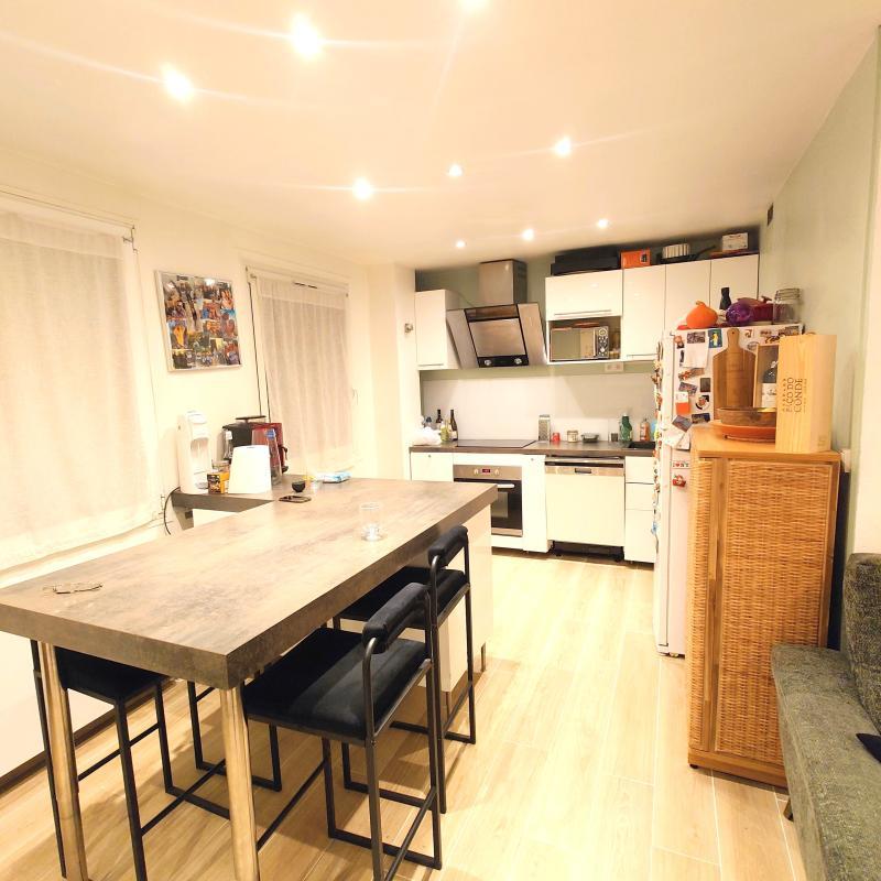 Appartement - 64 m² - 3 pièces