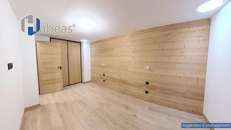 Appartement - 92 m² - 4 pièces