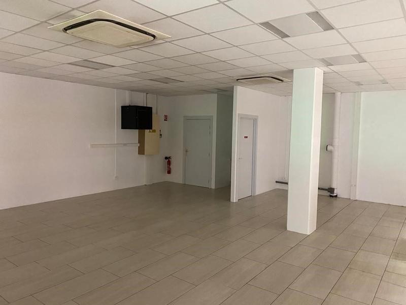 Local commercial - 77 m²