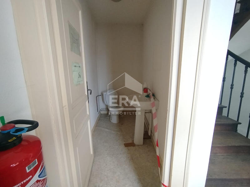 Local commercial - 1 815 m²