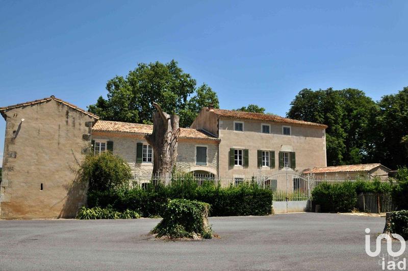 Local commercial - 3 000 m²