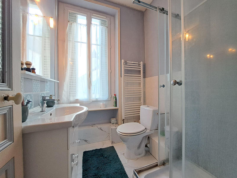 Maison - 164 m² - 7 pièces