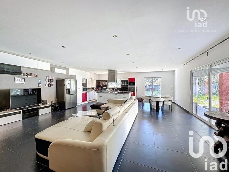 Maison - 176 m² - 5 pièces