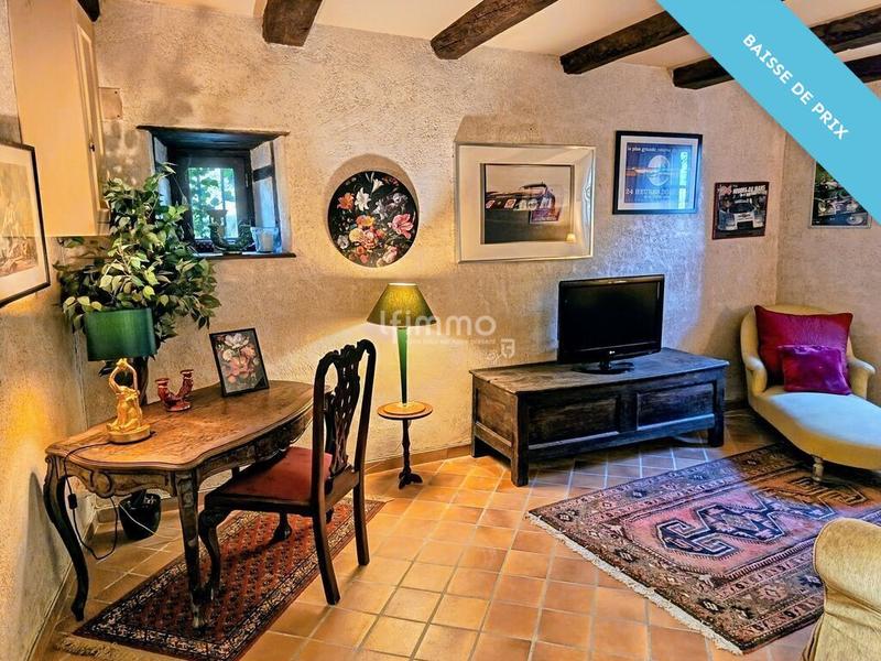 Propriété - 312 m² - 11 pièces