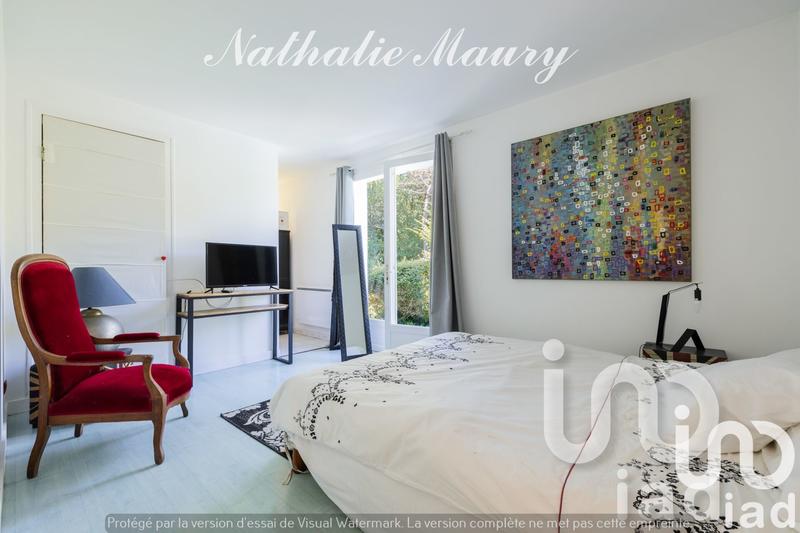 Maison - 240 m² - 7 pièces