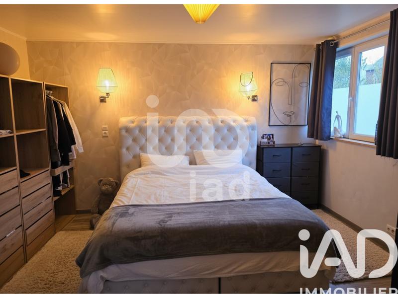 Maison - 277 m² - 8 pièces