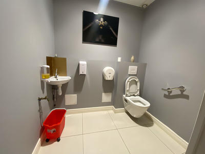 Local commercial - 112 m² - 6 pièces