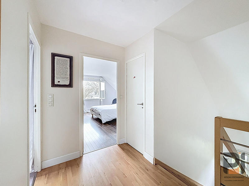 Maison - 168 m² - 6 pièces